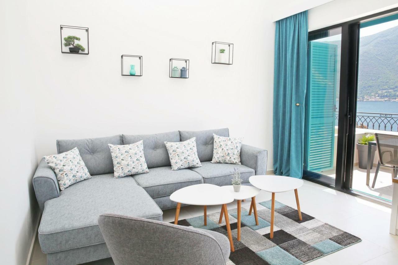 Apartments Boka Blue Dobrota 科托尔 外观 照片