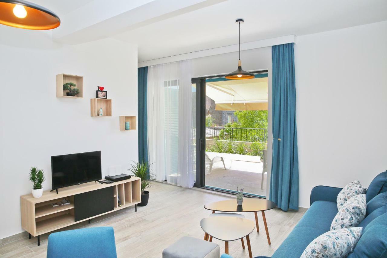 Apartments Boka Blue Dobrota 科托尔 外观 照片